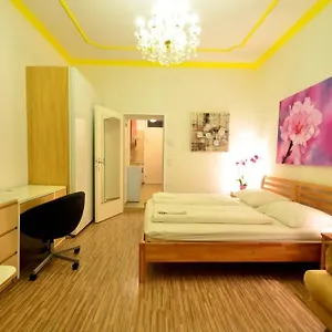 Ajo Apartments - Messe City Flat - Self-Check-In Bécs
