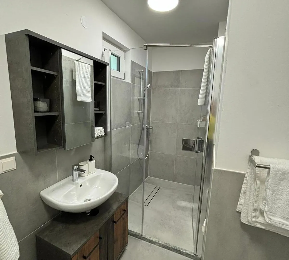 Aparthotel Infinity Vienna 0*,  Austria